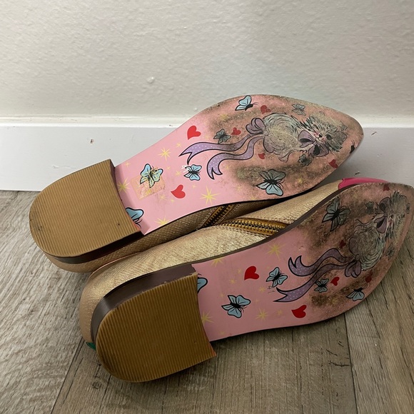 Irregular Choice Train Flat Ankle Bootie Boot Pointed Toe Women’s size 41 - Picture 5 of 7